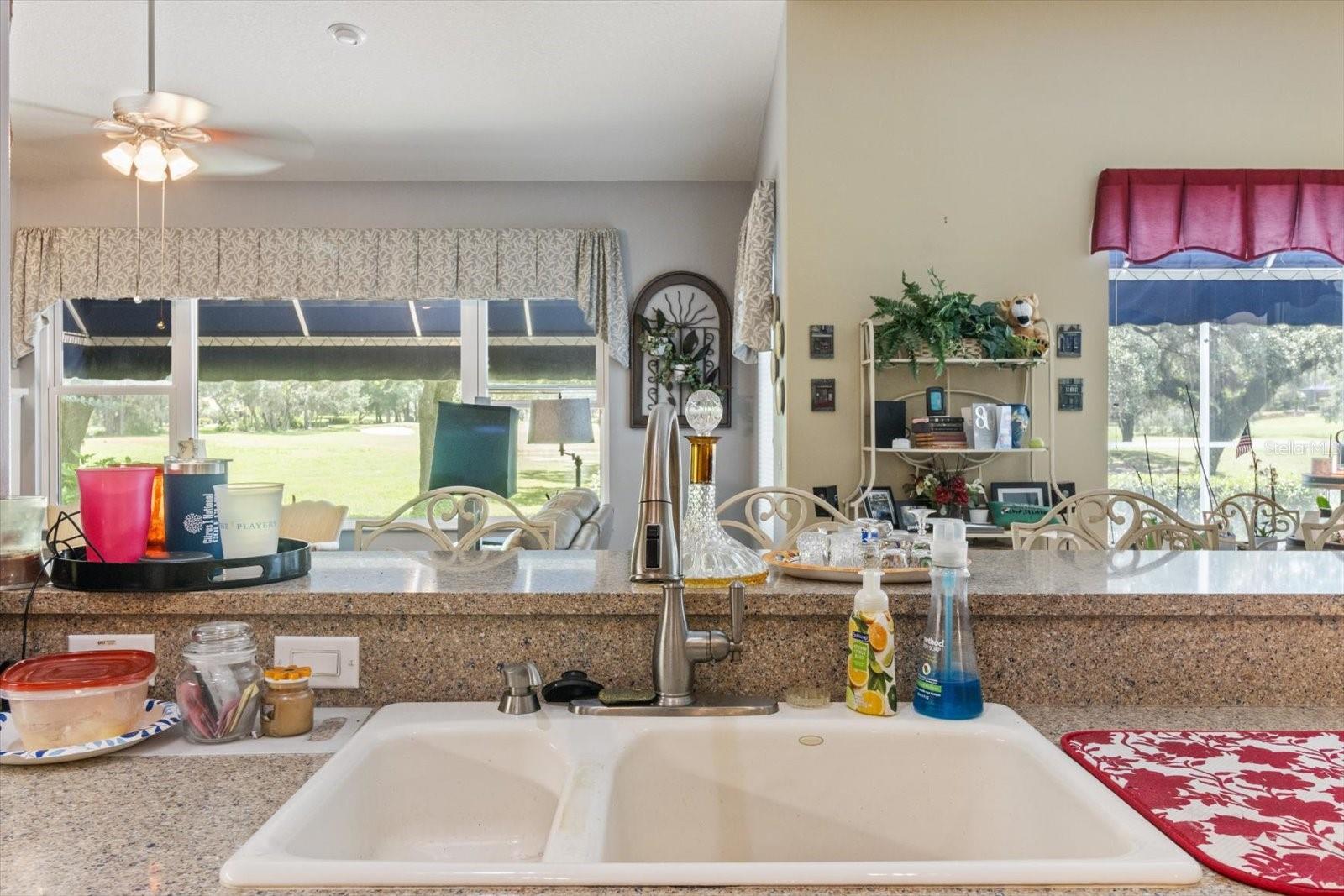 Image 9 of 67 For 6 Woodlee Court N