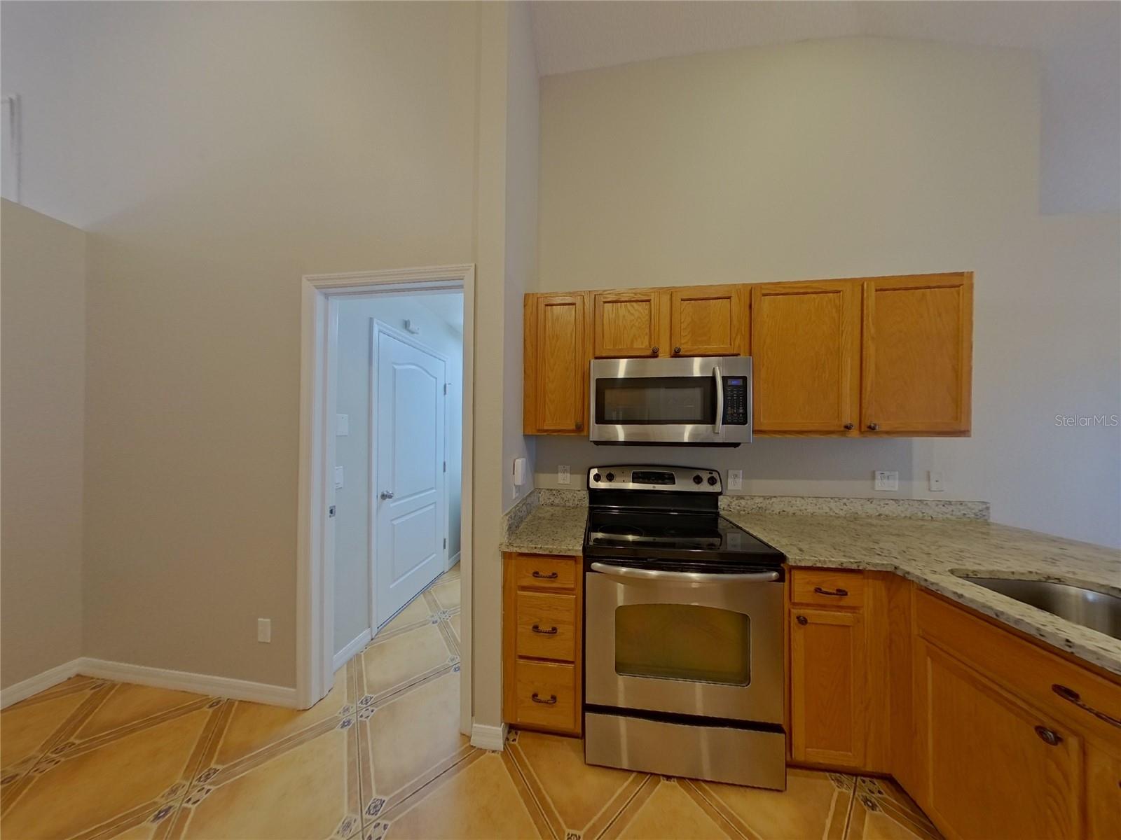 Image 6 of 15 For 30843 Birdhouse Drive