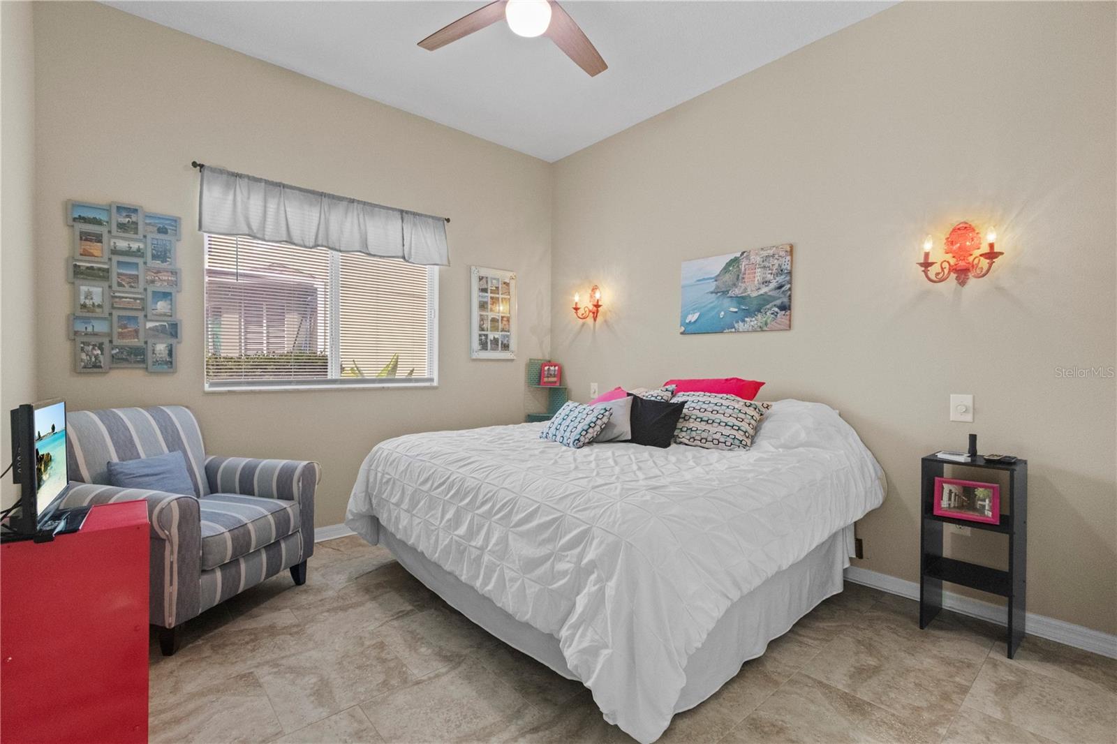 Image 23 of 54 For 18107 Diamond Cove Court