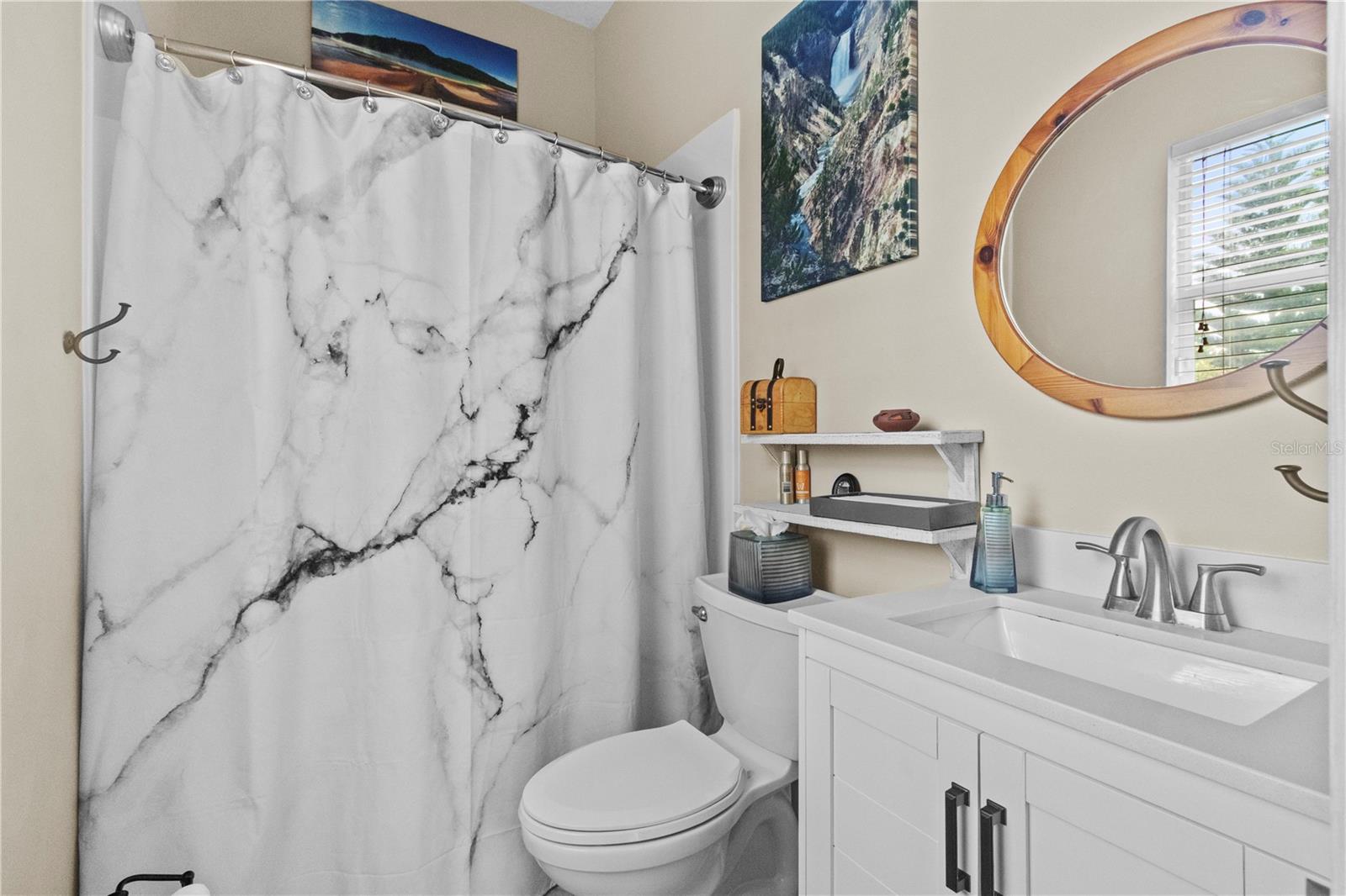 Image 25 of 54 For 18107 Diamond Cove Court