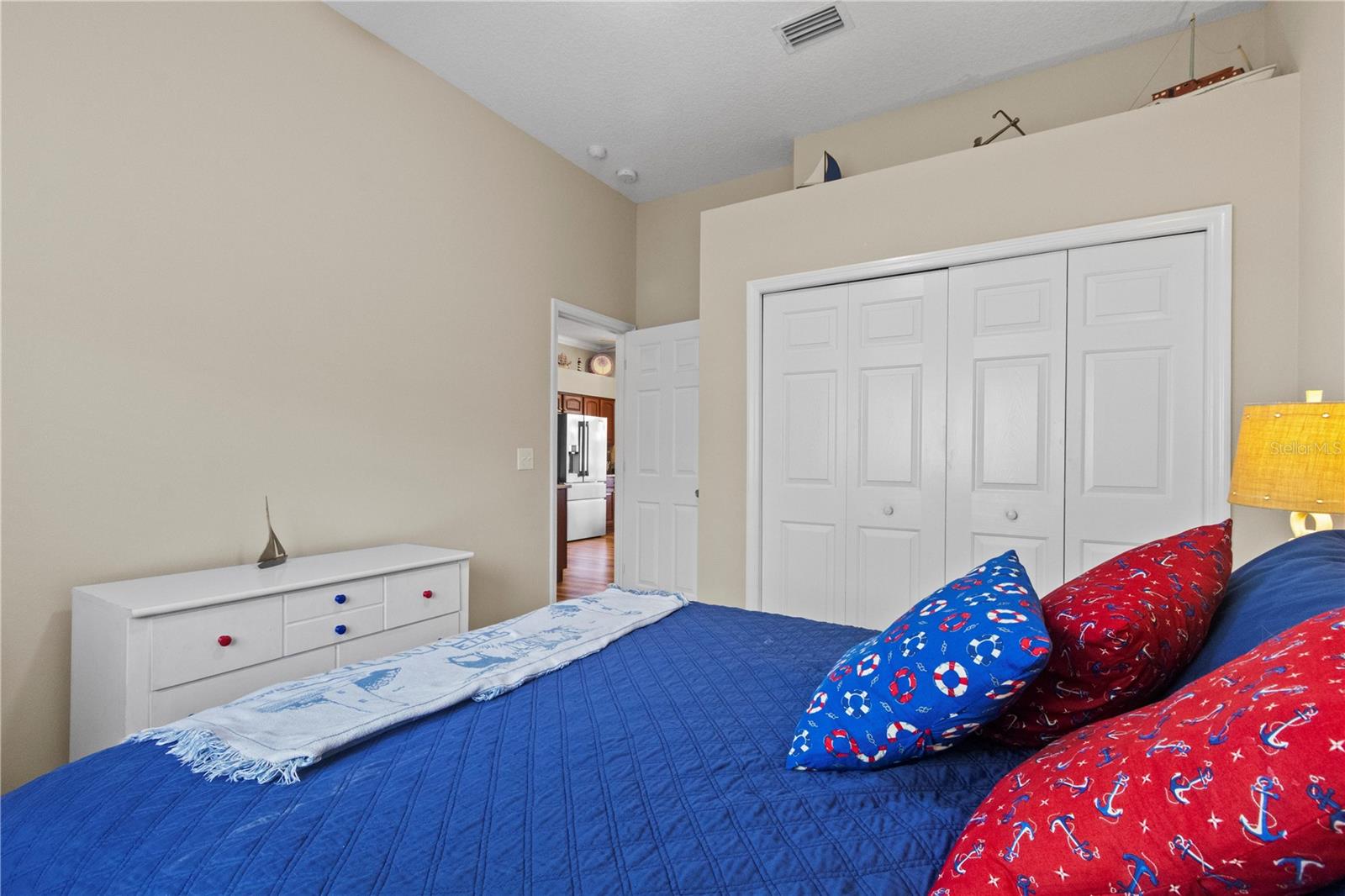 Image 27 of 54 For 18107 Diamond Cove Court
