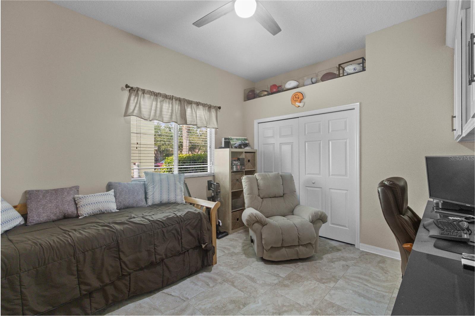 Image 28 of 54 For 18107 Diamond Cove Court