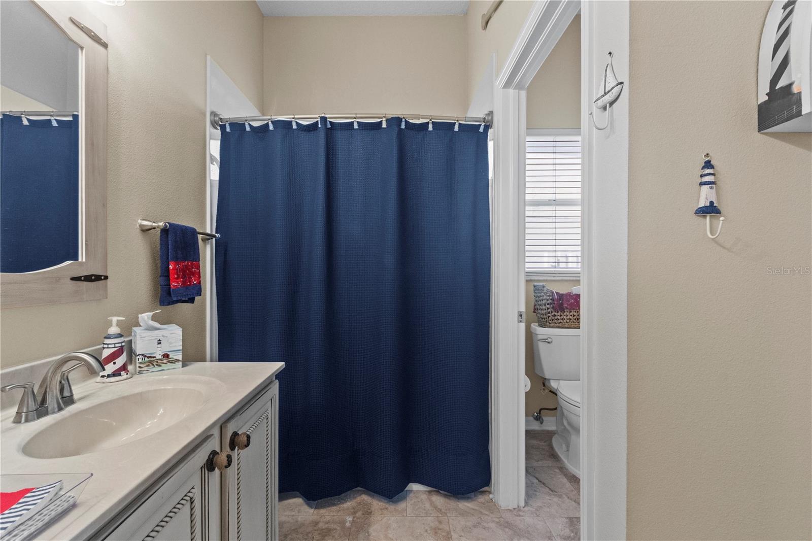 Image 31 of 54 For 18107 Diamond Cove Court