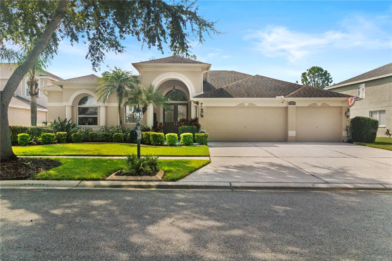 Image 40 of 54 For 18107 Diamond Cove Court