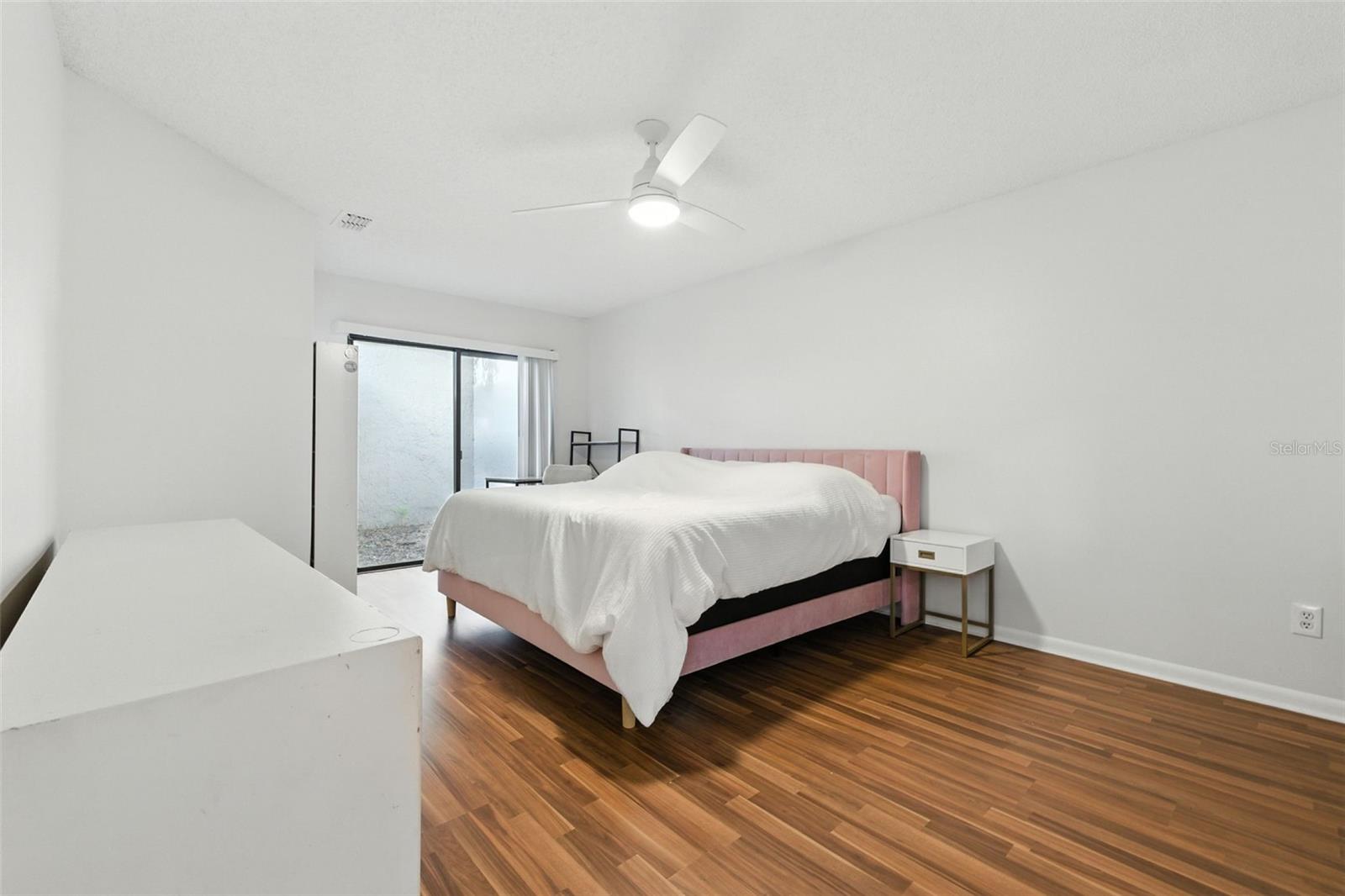 Image 11 of 26 For 4404 Oak Harbor Drive 42a