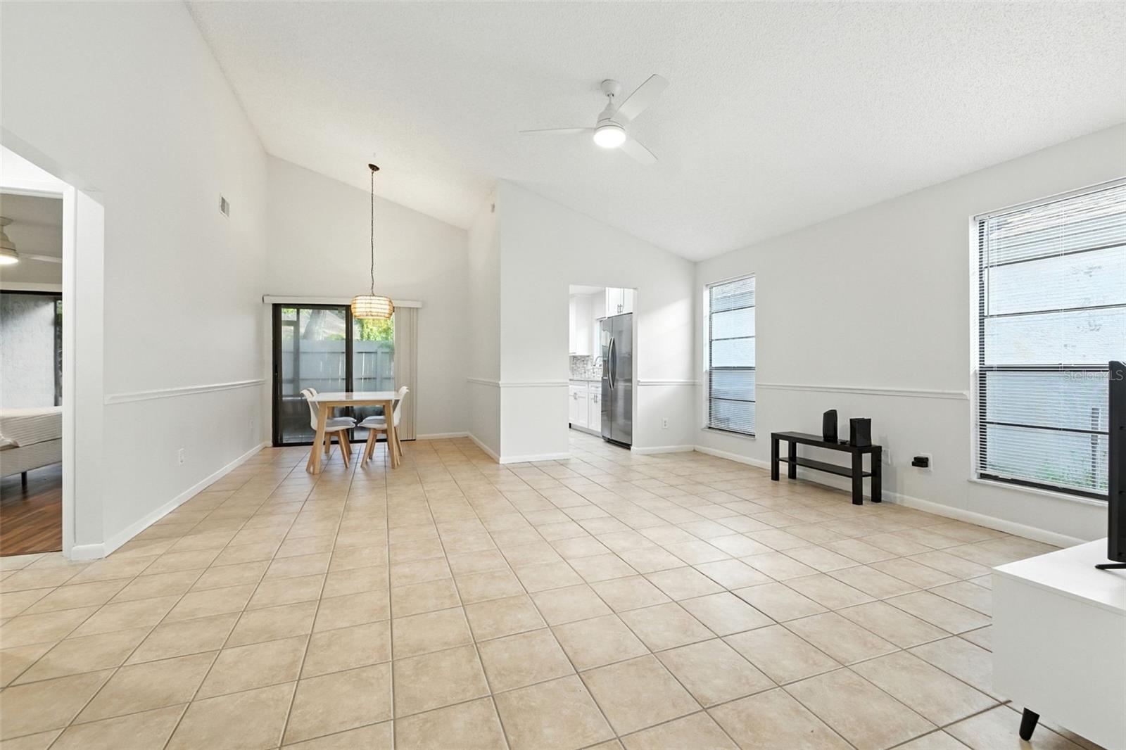 Image 2 of 26 For 4404 Oak Harbor Drive 42a