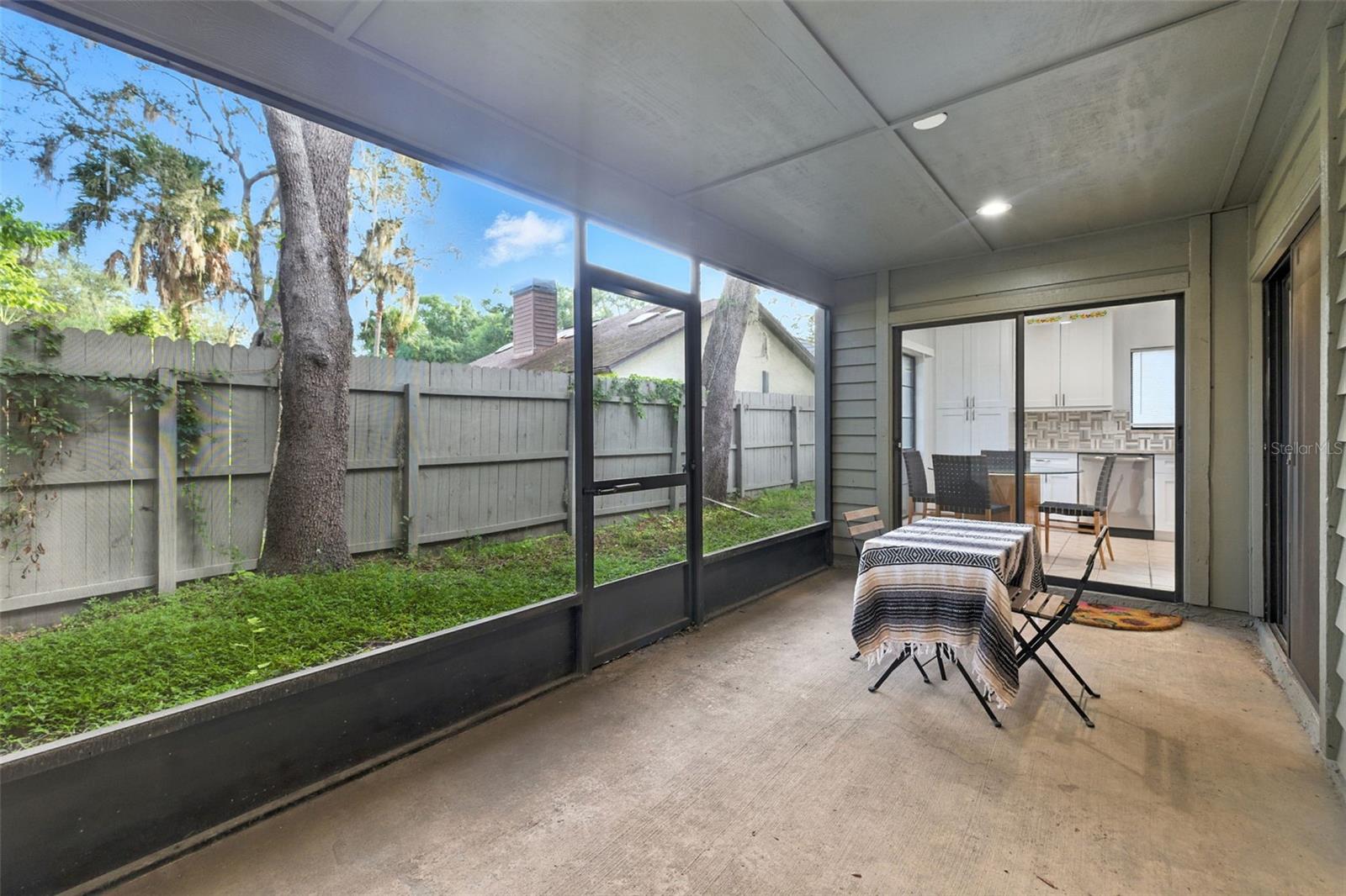 Image 20 of 26 For 4404 Oak Harbor Drive 42a