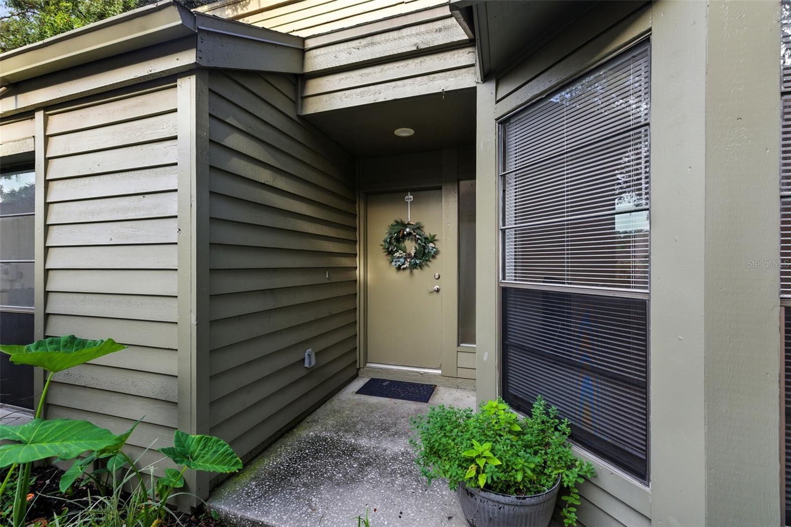 Image 23 of 26 For 4404 Oak Harbor Drive 42a