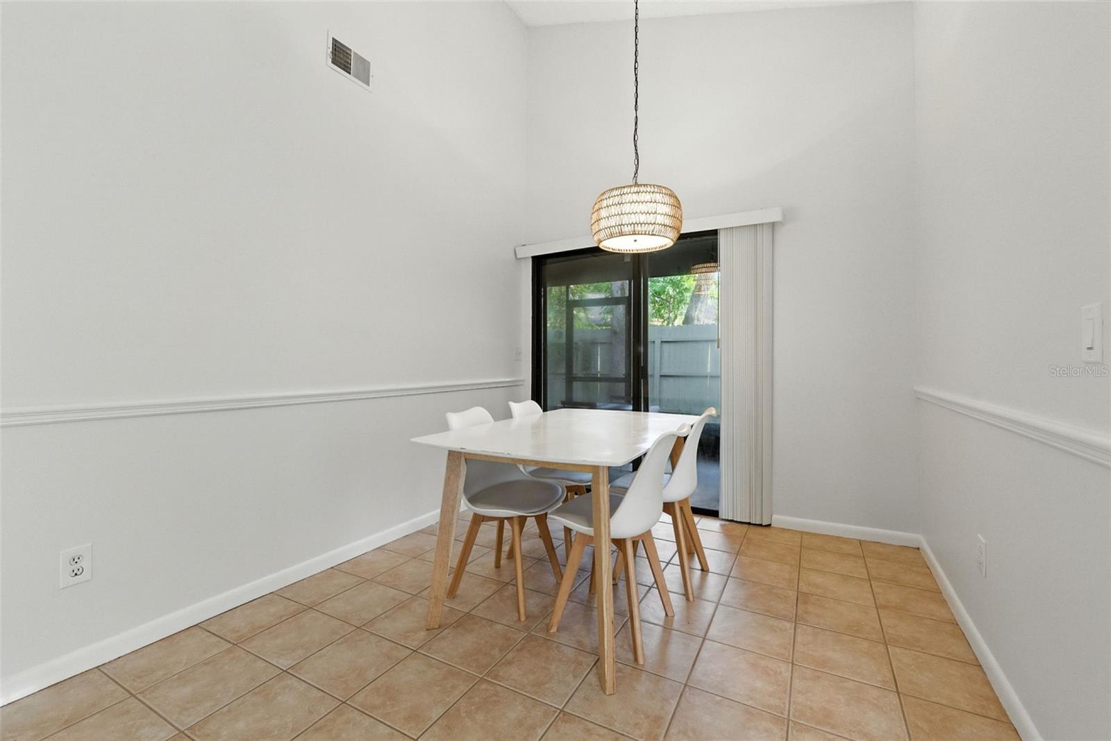 Image 5 of 26 For 4404 Oak Harbor Drive 42a