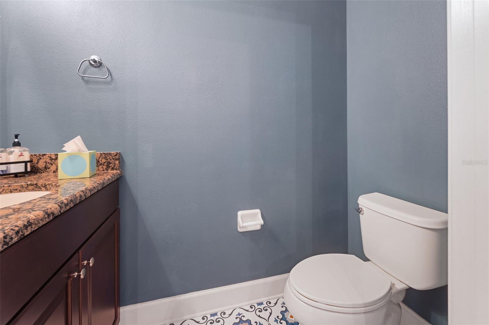 Image 15 of 42 For 210 50th Avenue N