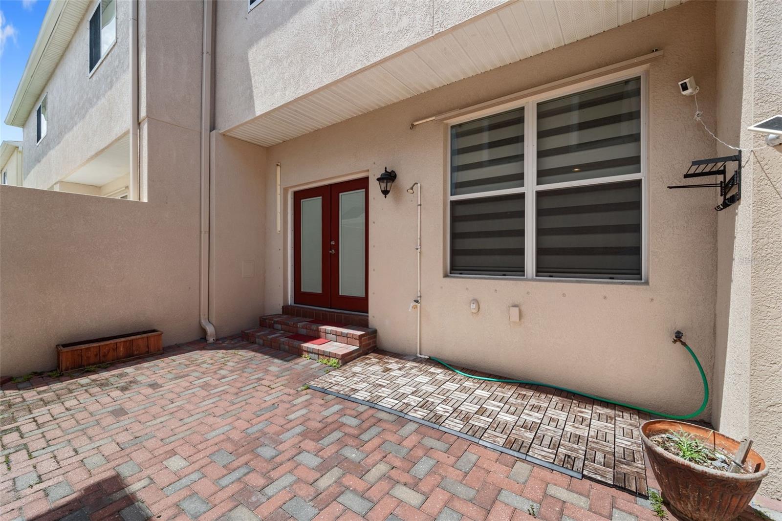Image 33 of 42 For 210 50th Avenue N