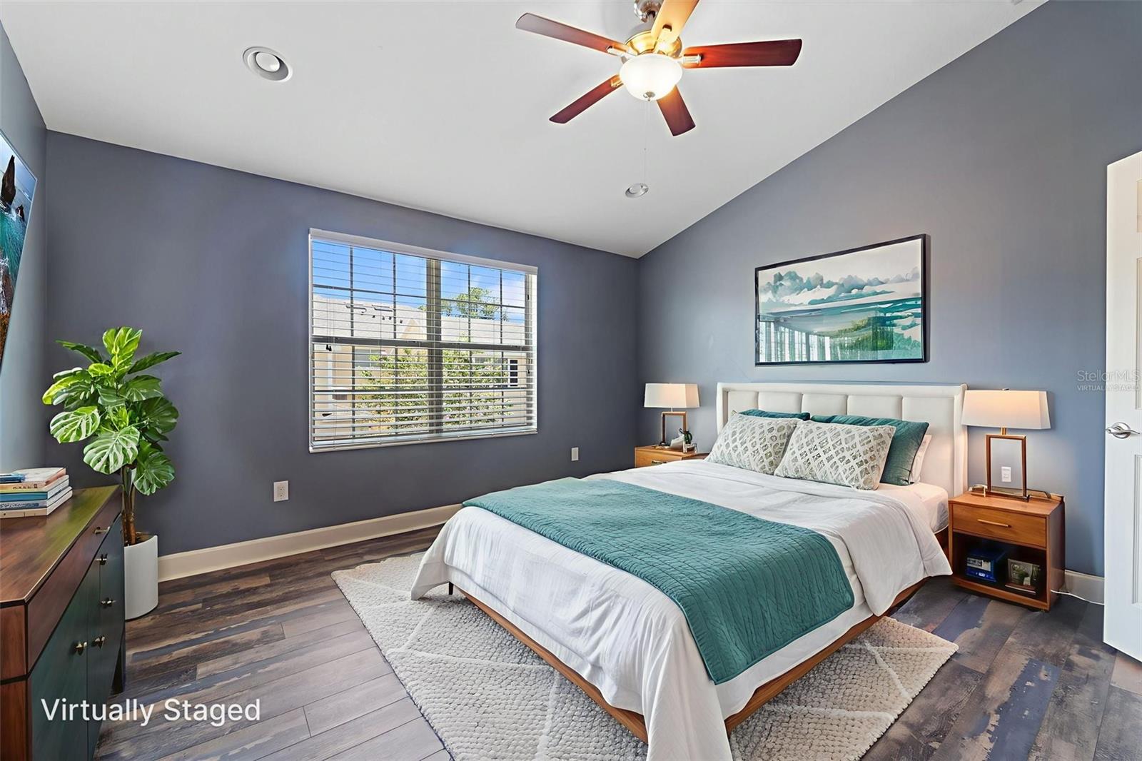 Image 35 of 42 For 210 50th Avenue N