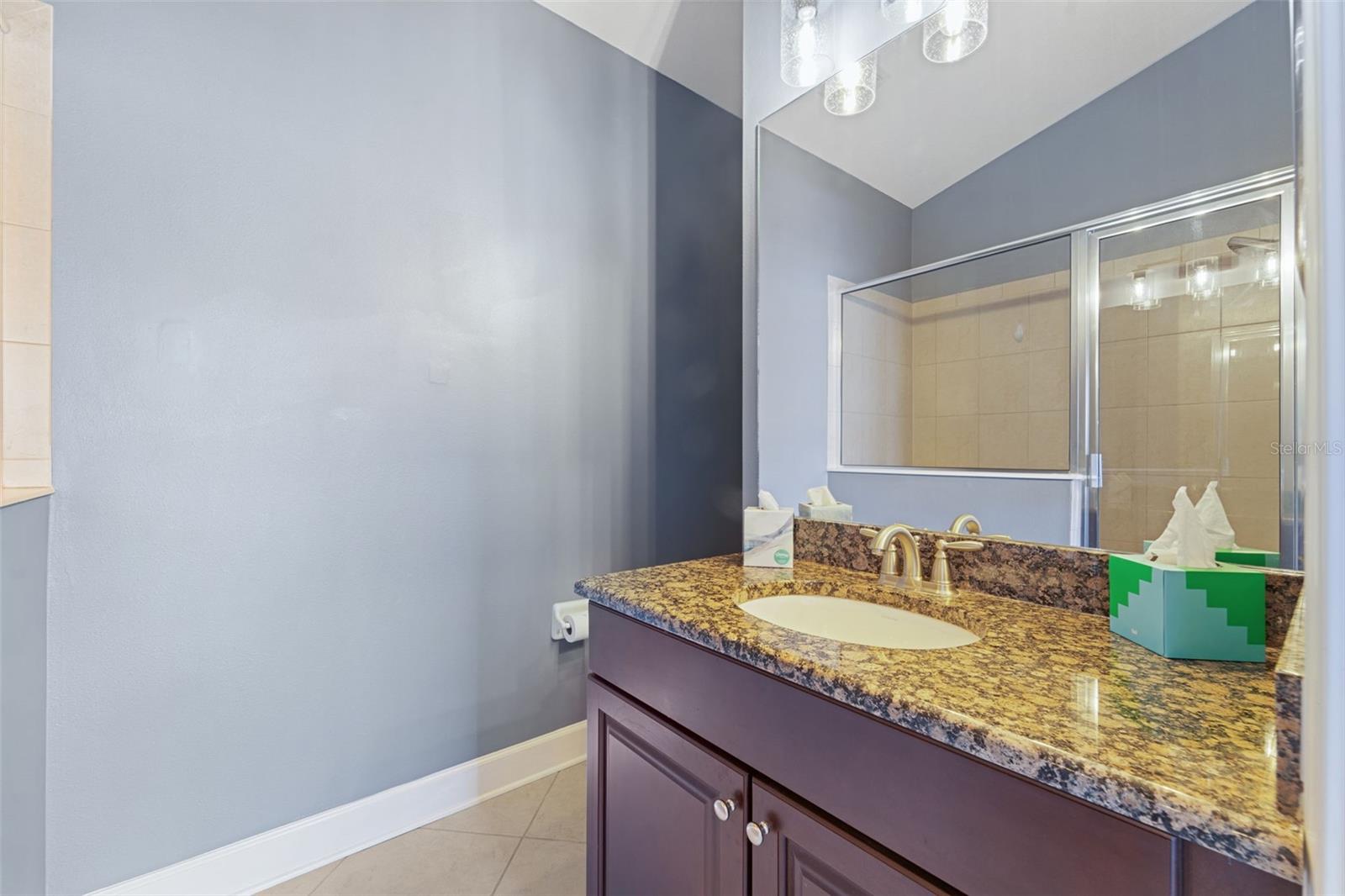 Image 37 of 42 For 210 50th Avenue N