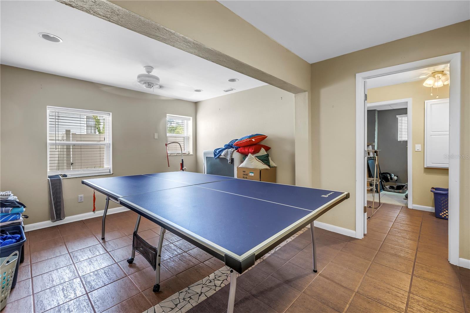 Image 35 of 58 For 546 26th Avenue N
