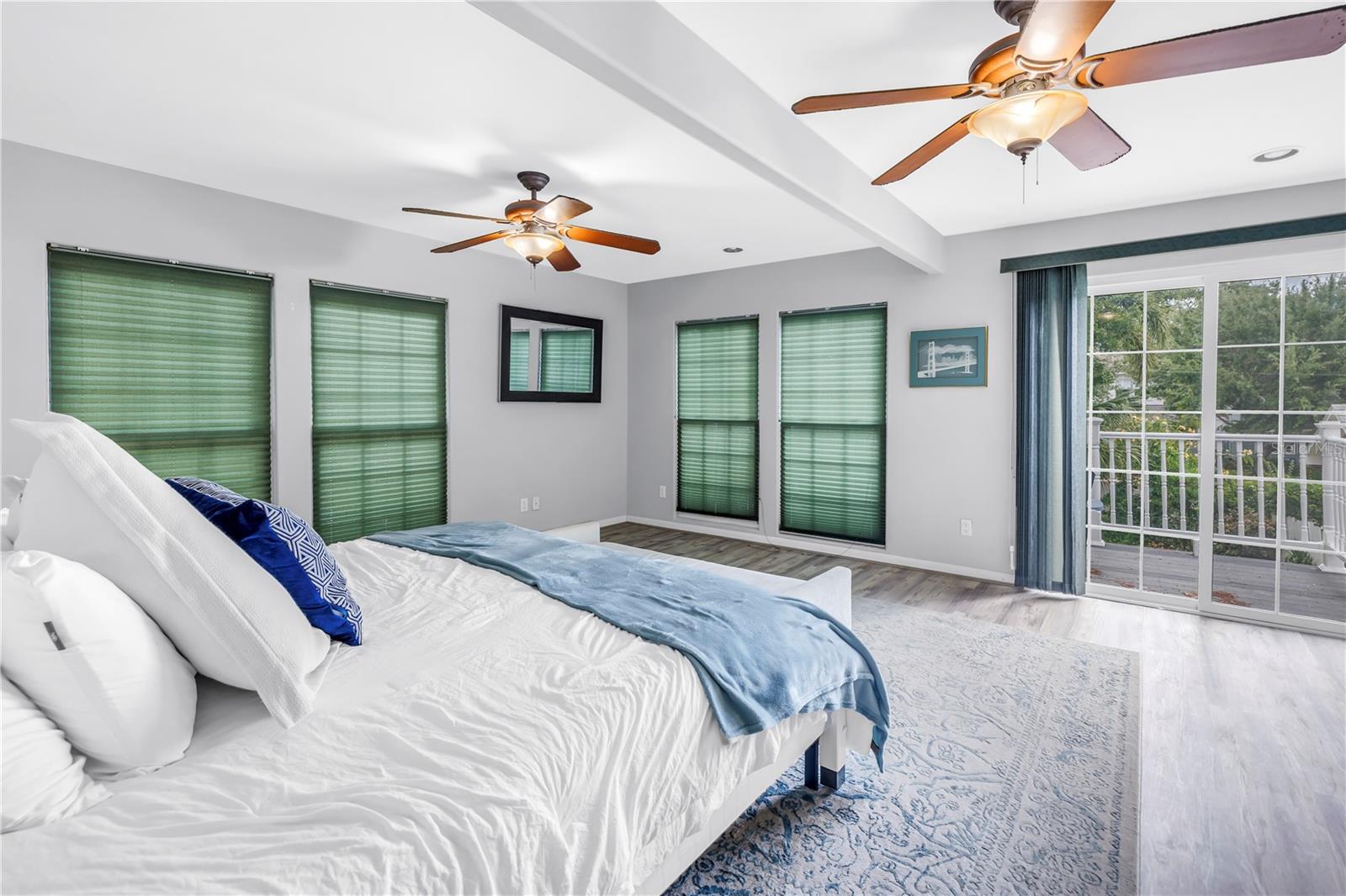 Image 41 of 58 For 546 26th Avenue N