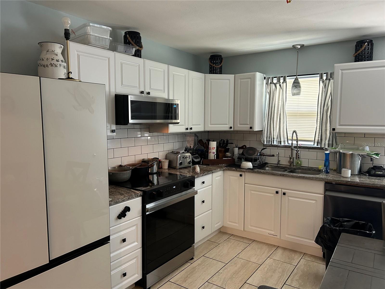 Image 4 of 13 For 6326 3rd Avenue S