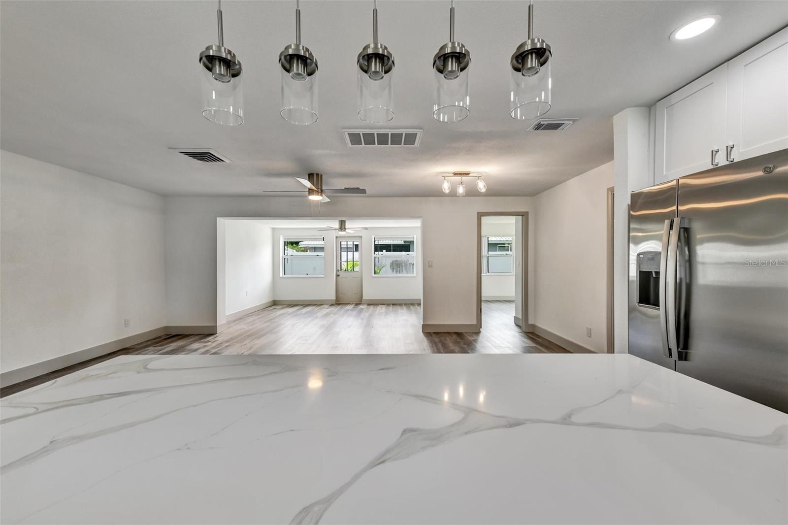 Image 5 of 39 For 1361 Leona Drive
