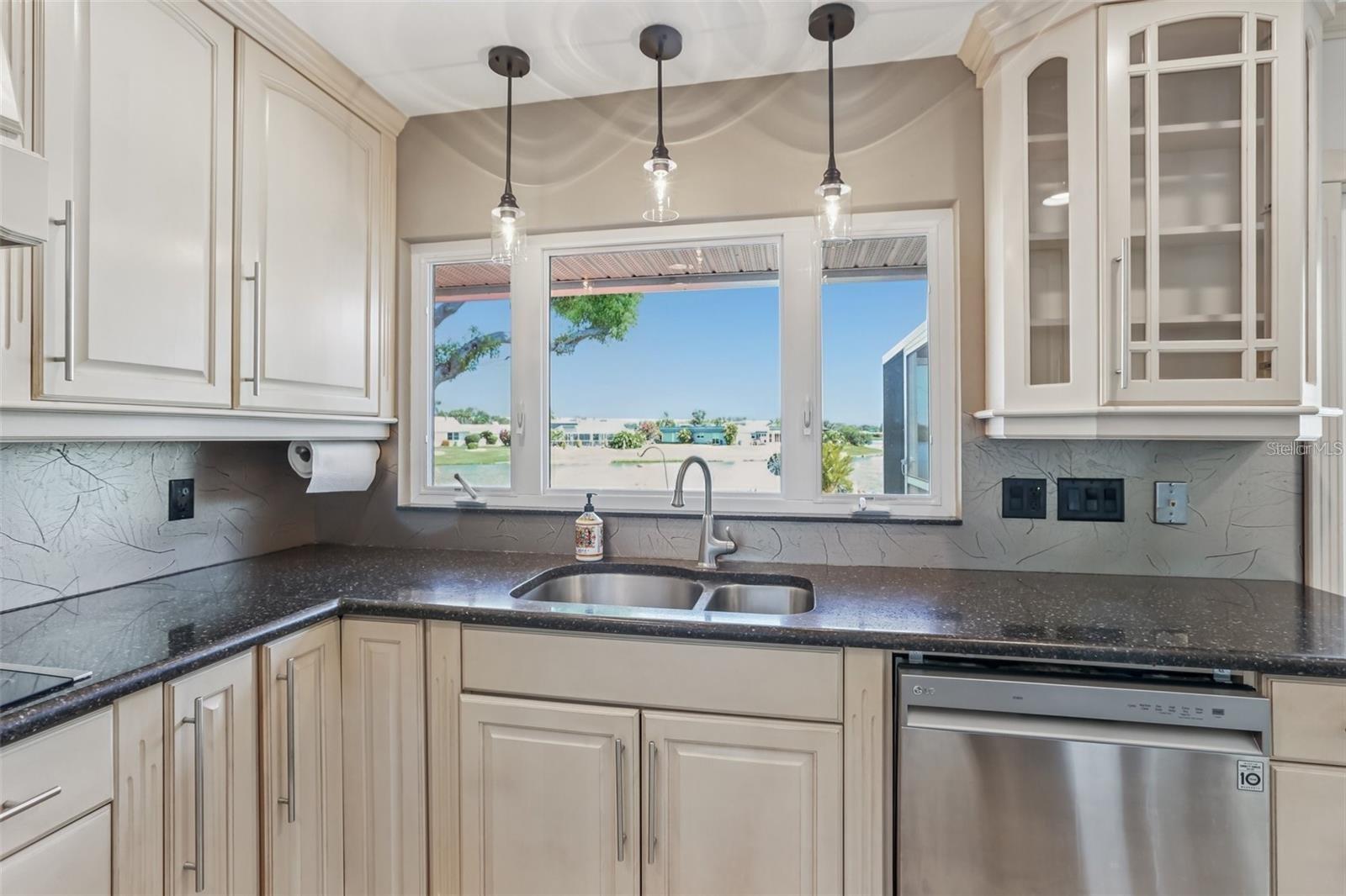 Image 8 of 37 For 1717 Danbury Drive