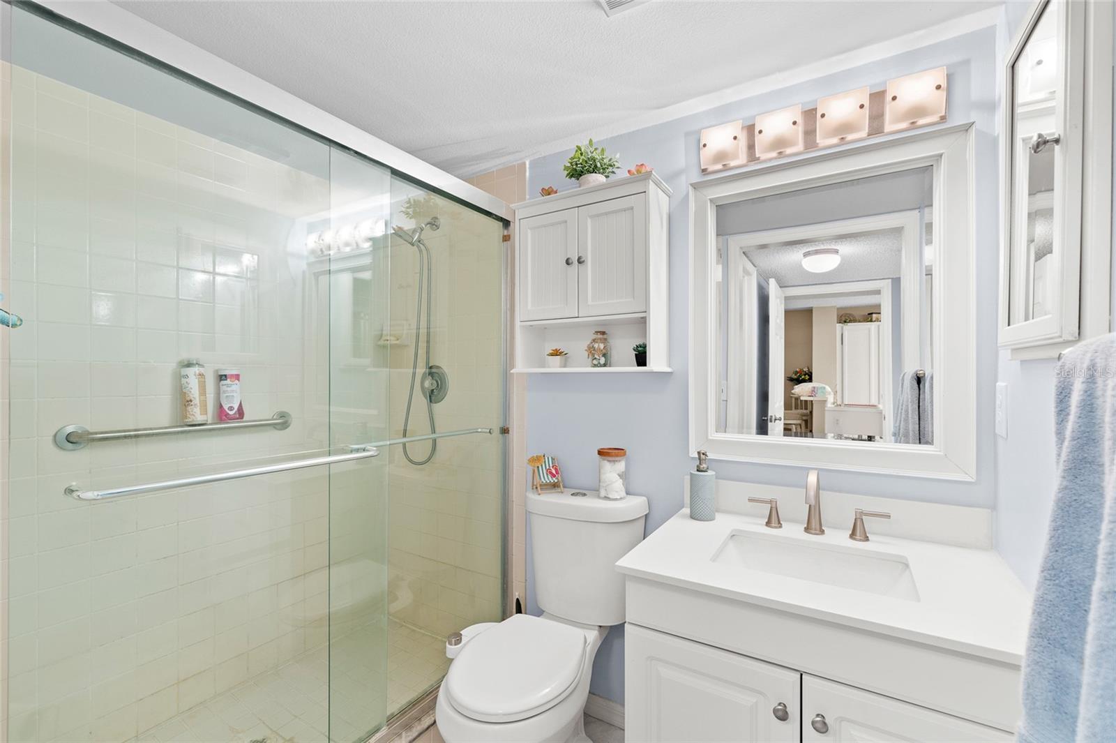 Image 25 of 38 For 4575 Whitton Way 1126