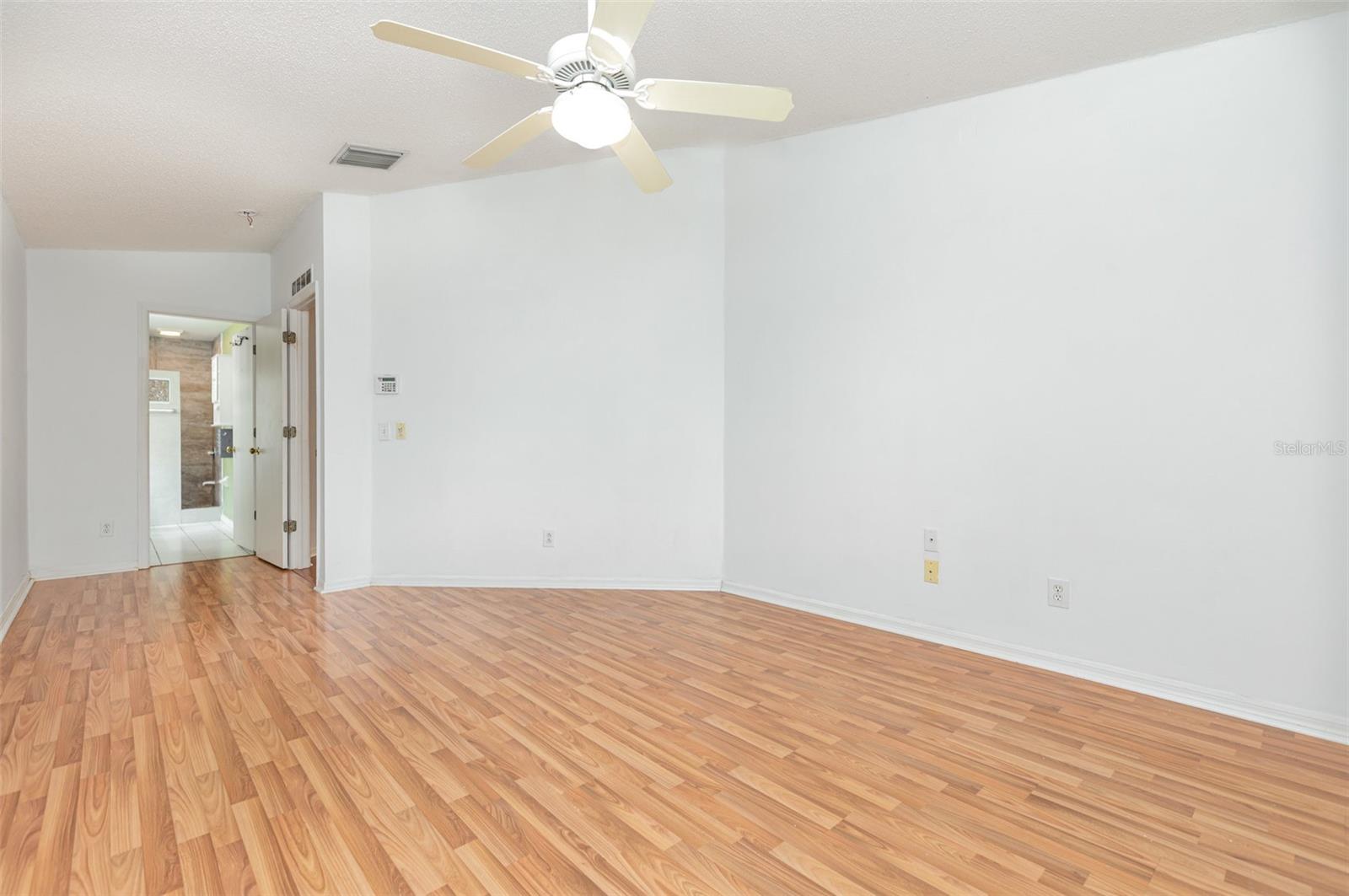 Image 10 of 27 For 12139 Buffington Lane