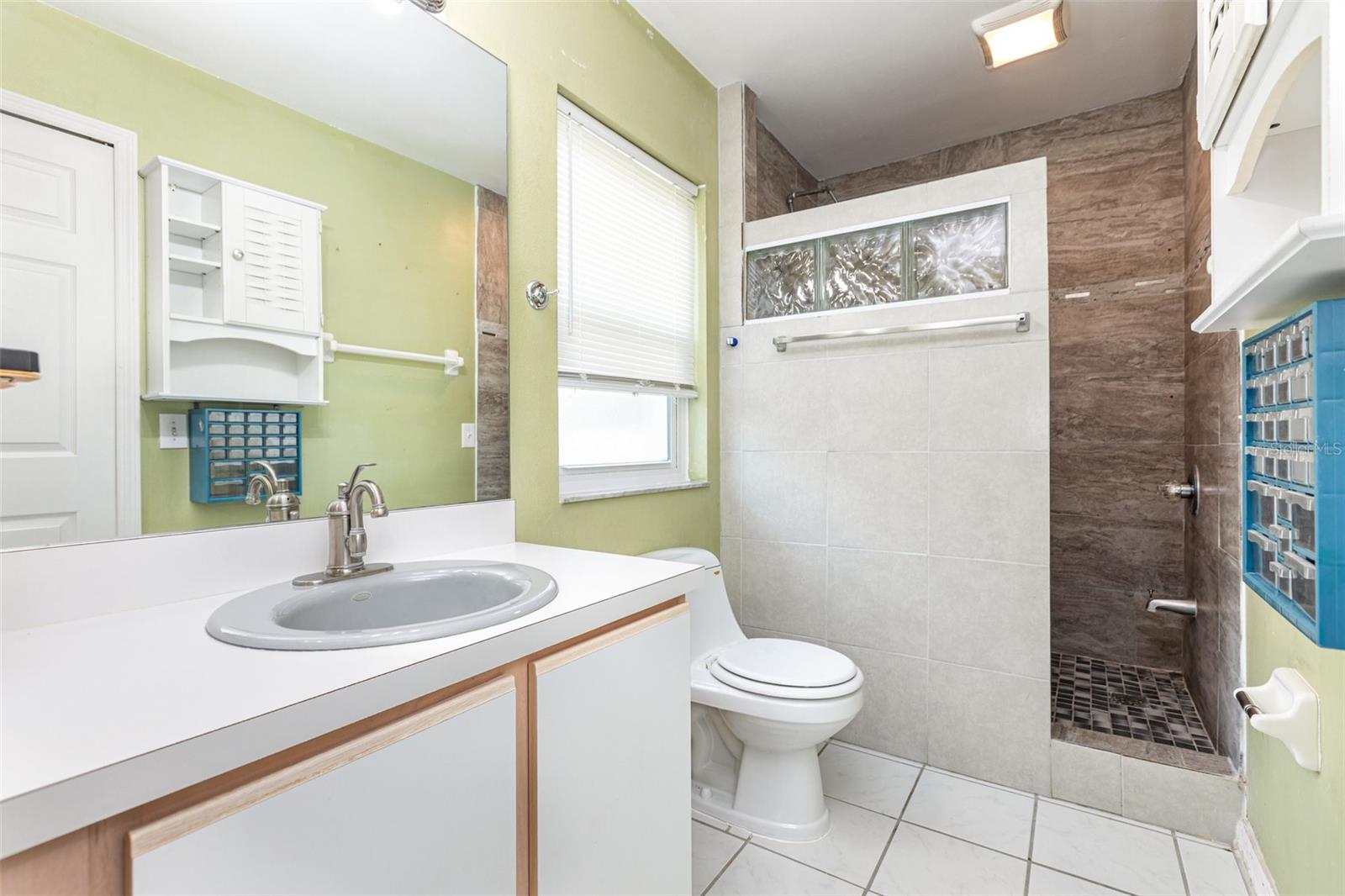 Image 16 of 27 For 12139 Buffington Lane