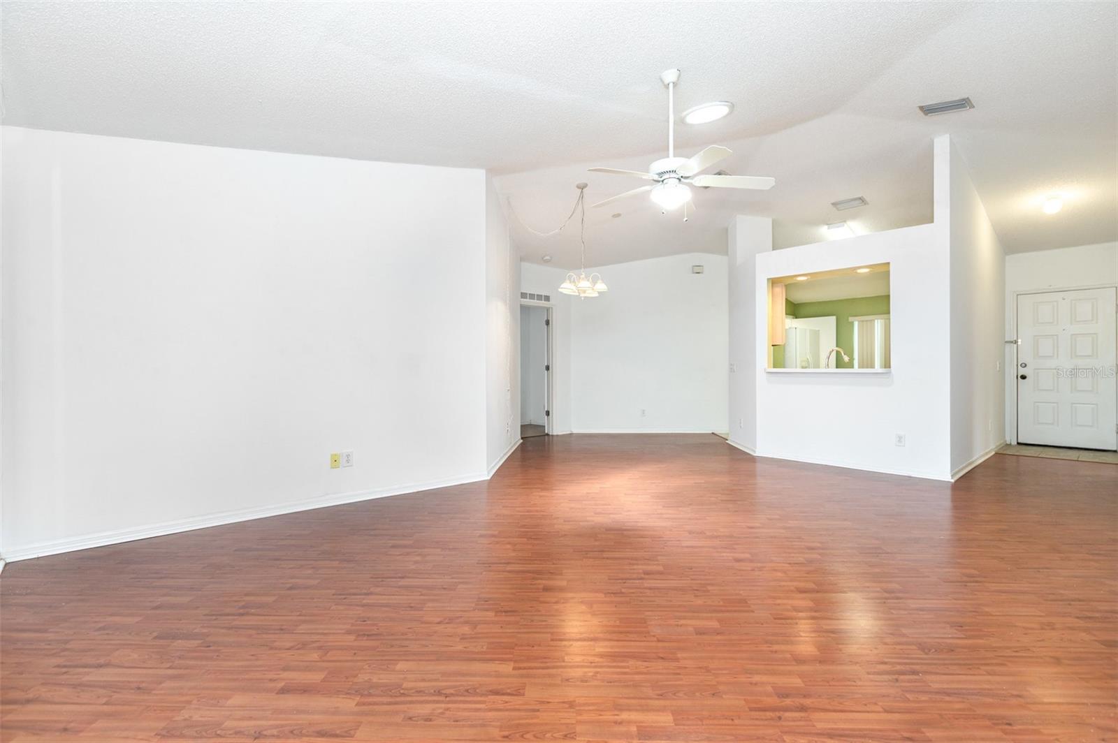 Image 5 of 27 For 12139 Buffington Lane