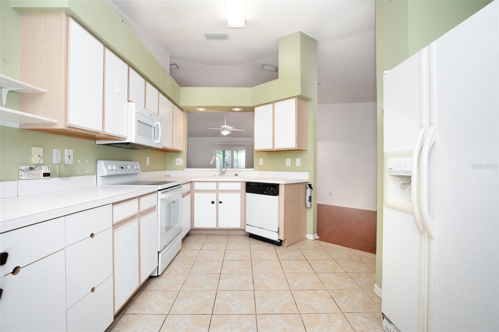 Image 7 of 27 For 12139 Buffington Lane