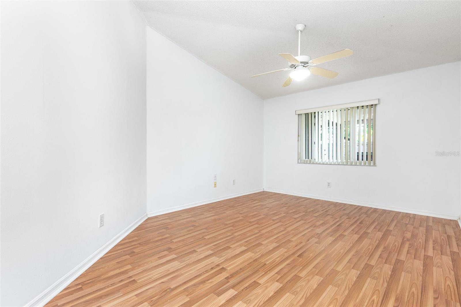 Image 9 of 27 For 12139 Buffington Lane