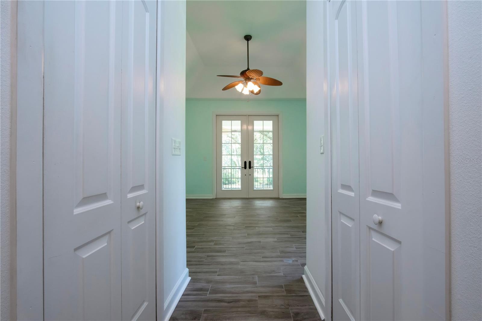 Image 34 of 99 For 1422 Lightfoot Road