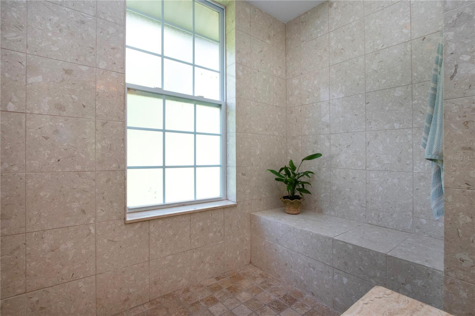 Image 38 of 99 For 1422 Lightfoot Road