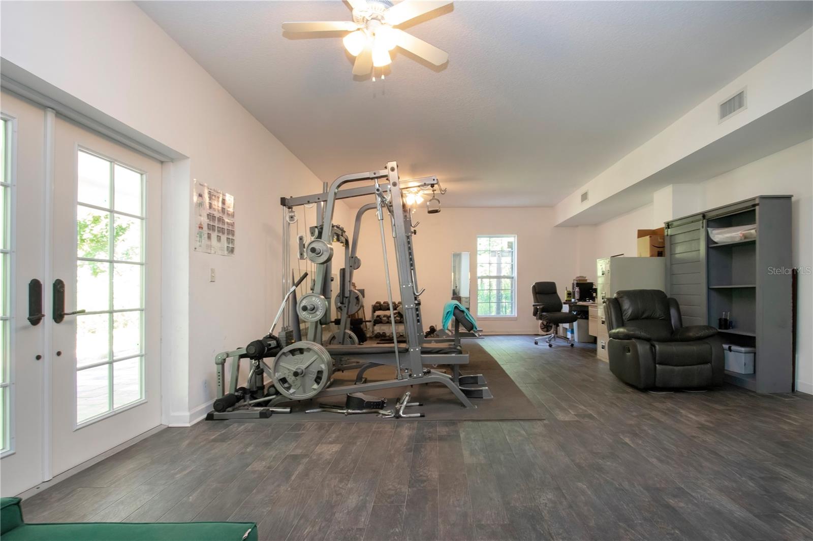 Image 64 of 99 For 1422 Lightfoot Road