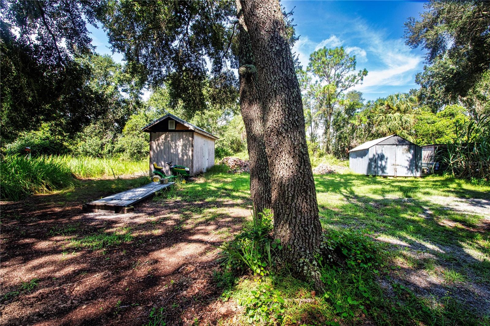 Image 76 of 99 For 1422 Lightfoot Road