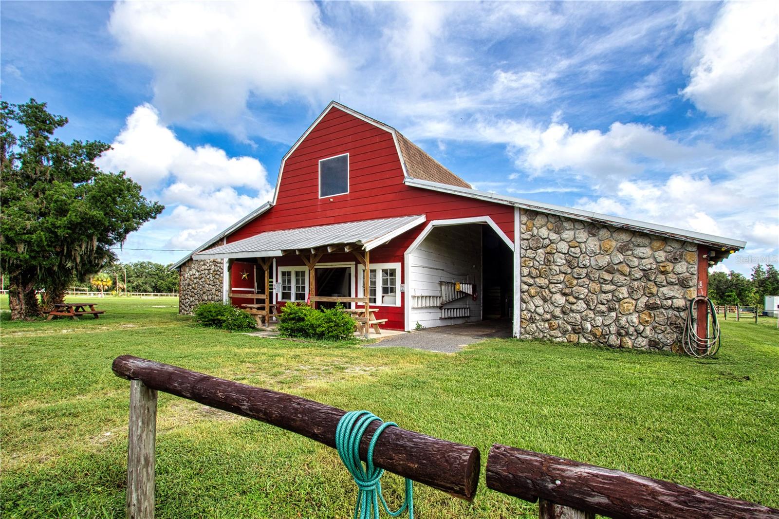 Image 81 of 99 For 1422 Lightfoot Road