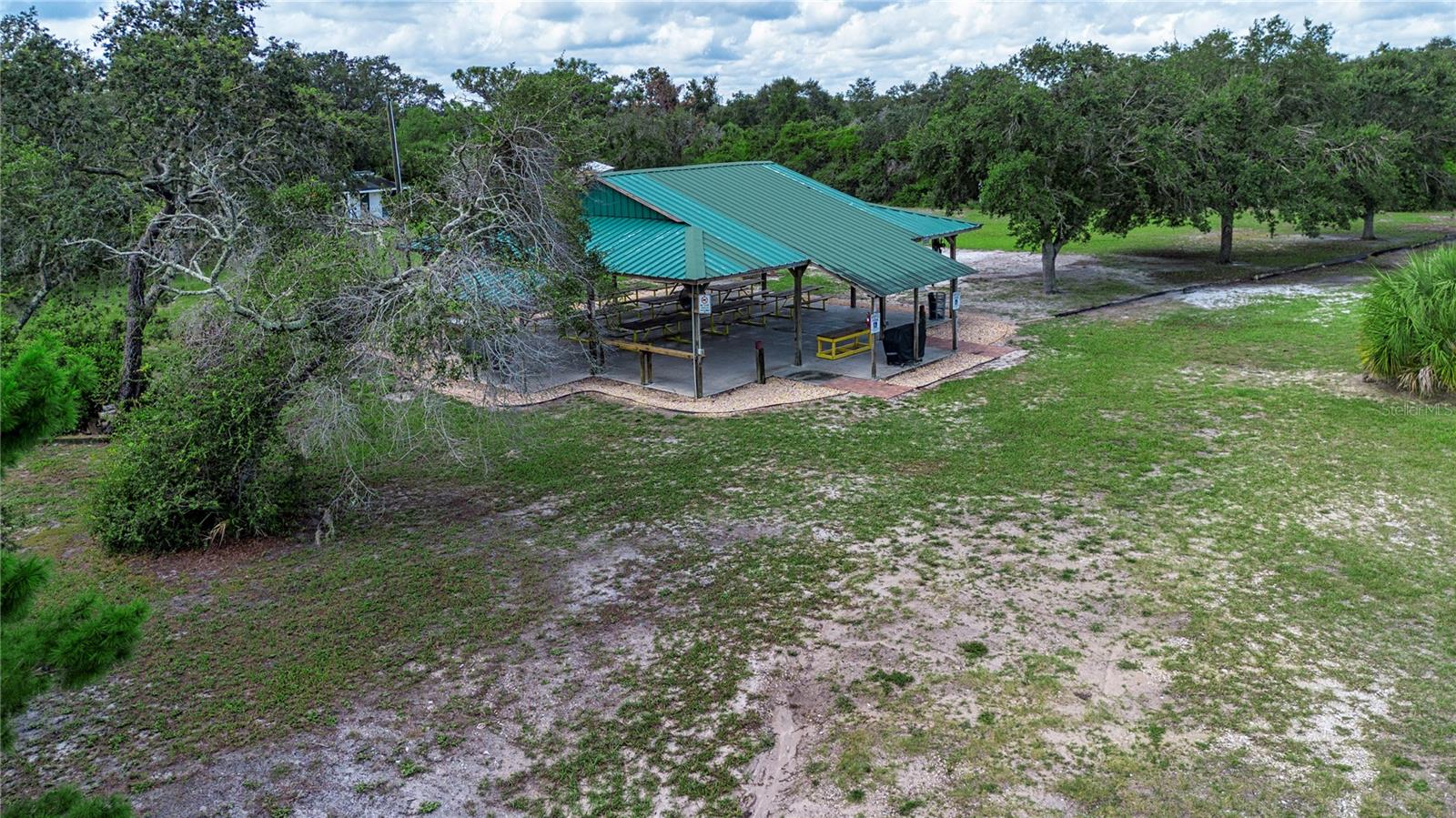 Image 91 of 99 For 1422 Lightfoot Road
