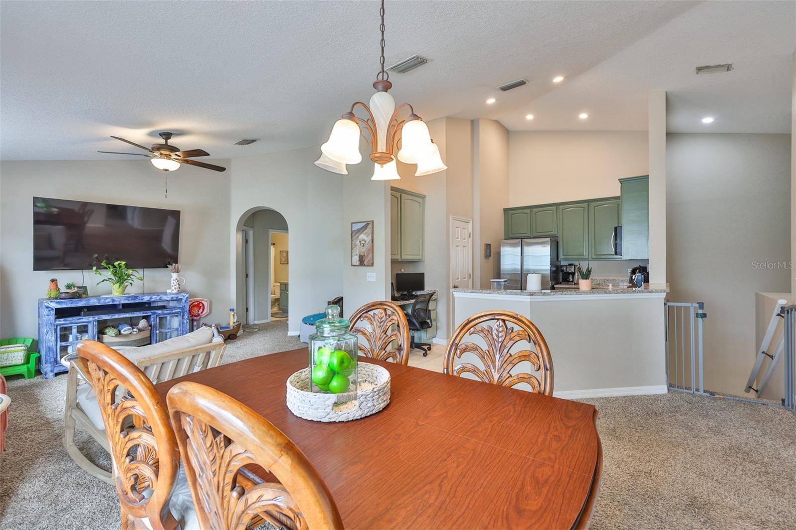 Image 12 of 41 For 8351 Shallow Creek Court