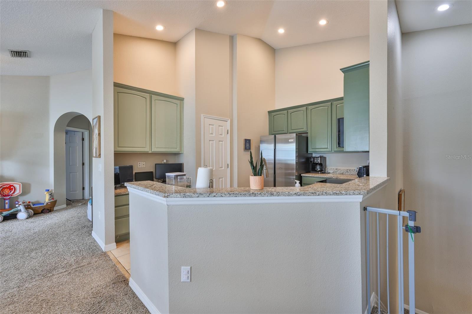 Image 13 of 41 For 8351 Shallow Creek Court