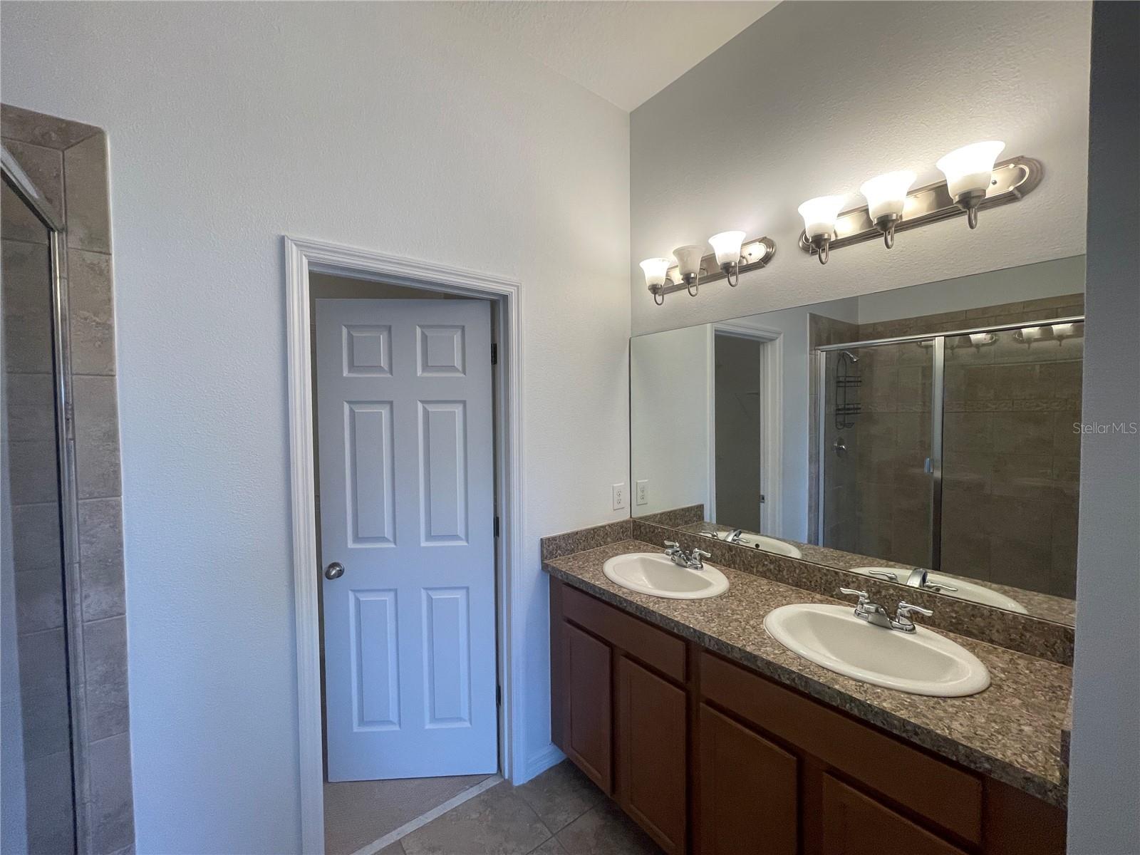 Image 23 of 40 For 4053 71st Terrace N