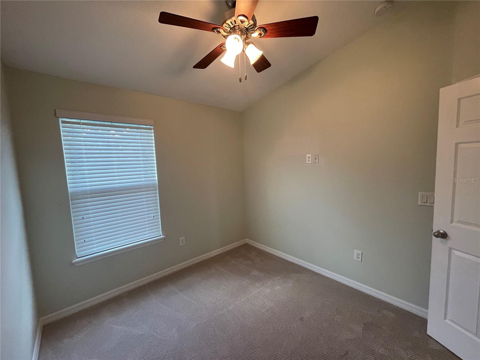 Image 33 of 40 For 4053 71st Terrace N
