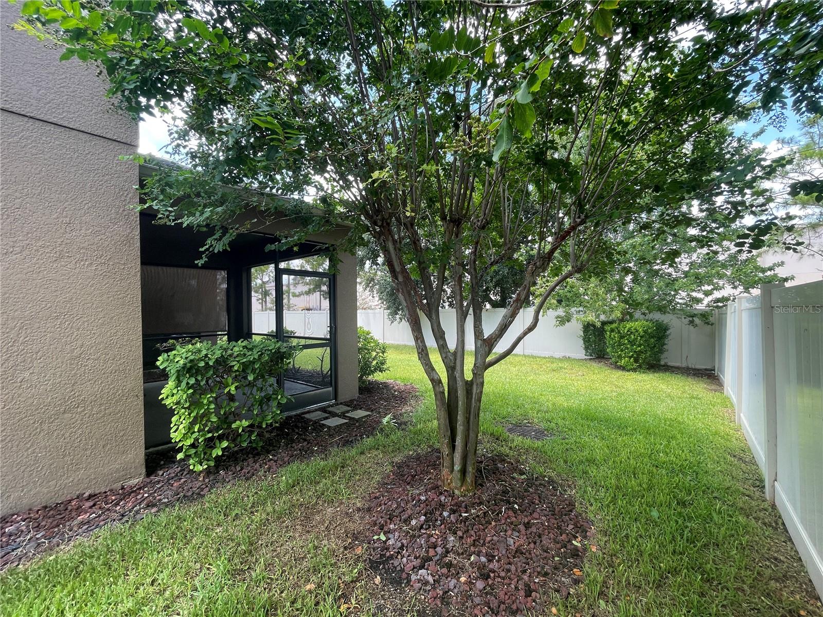 Image 35 of 40 For 4053 71st Terrace N