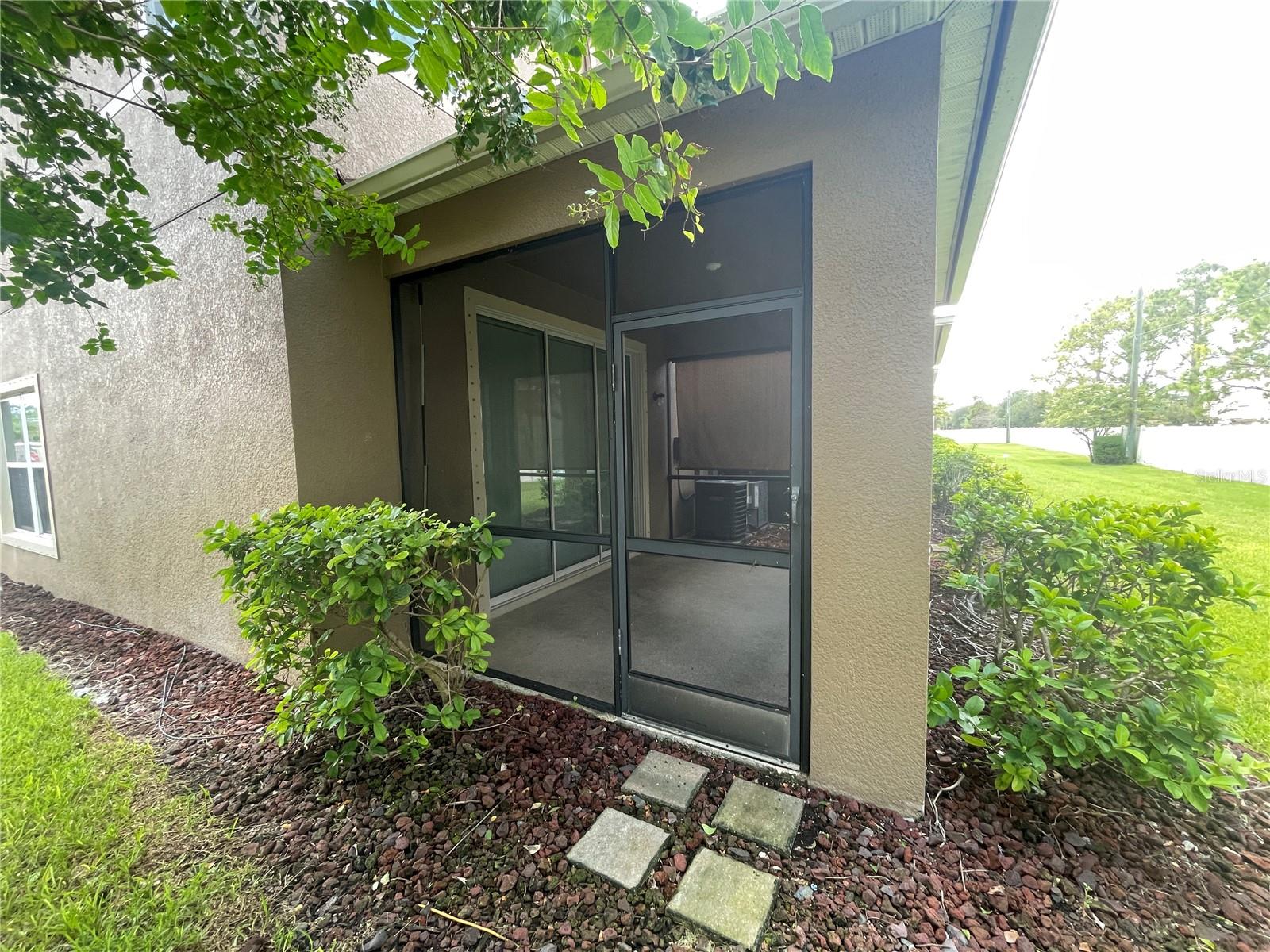 Image 36 of 40 For 4053 71st Terrace N