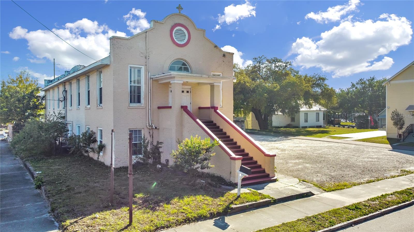 Image 2 of 27 For 953 11th Avenue