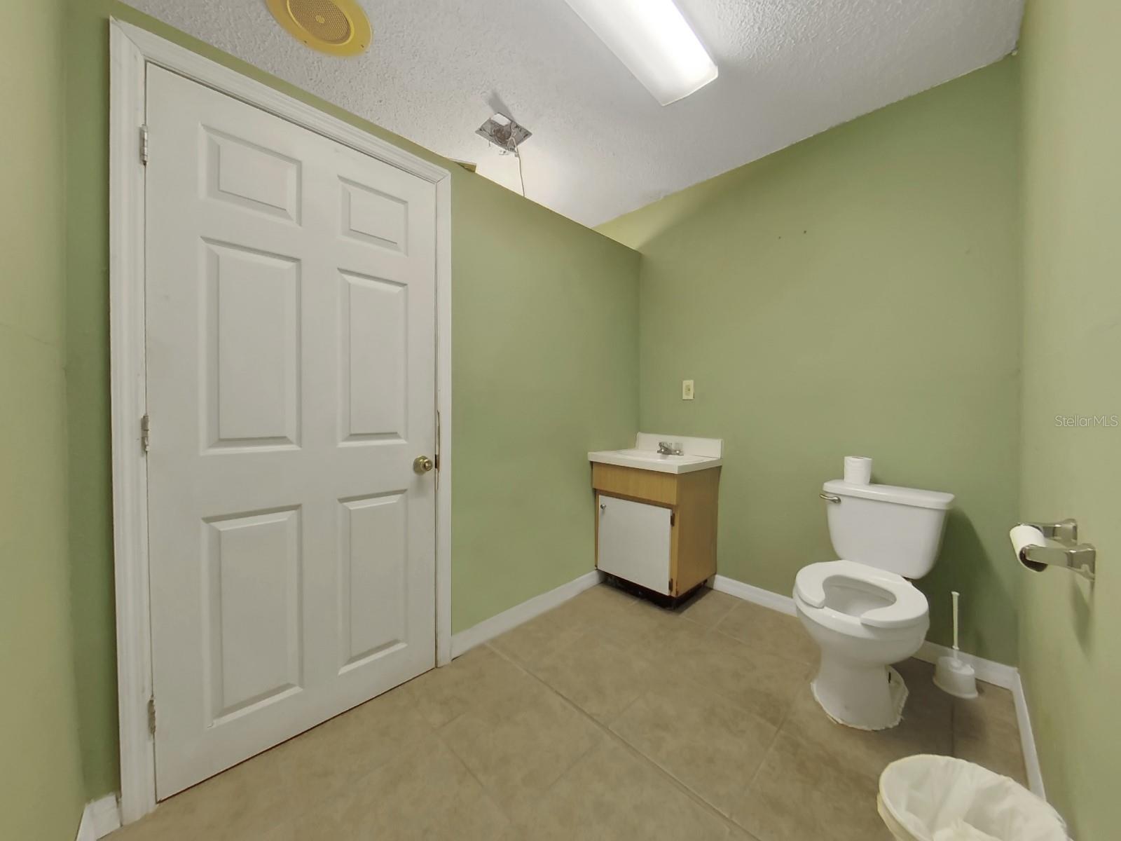 Image 20 of 27 For 953 11th Avenue