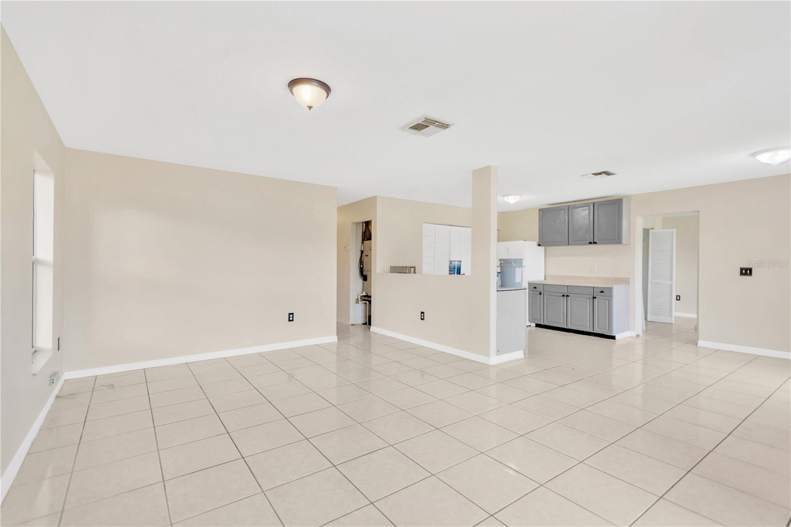 Image 4 of 27 For 808 1st Avenue Ne