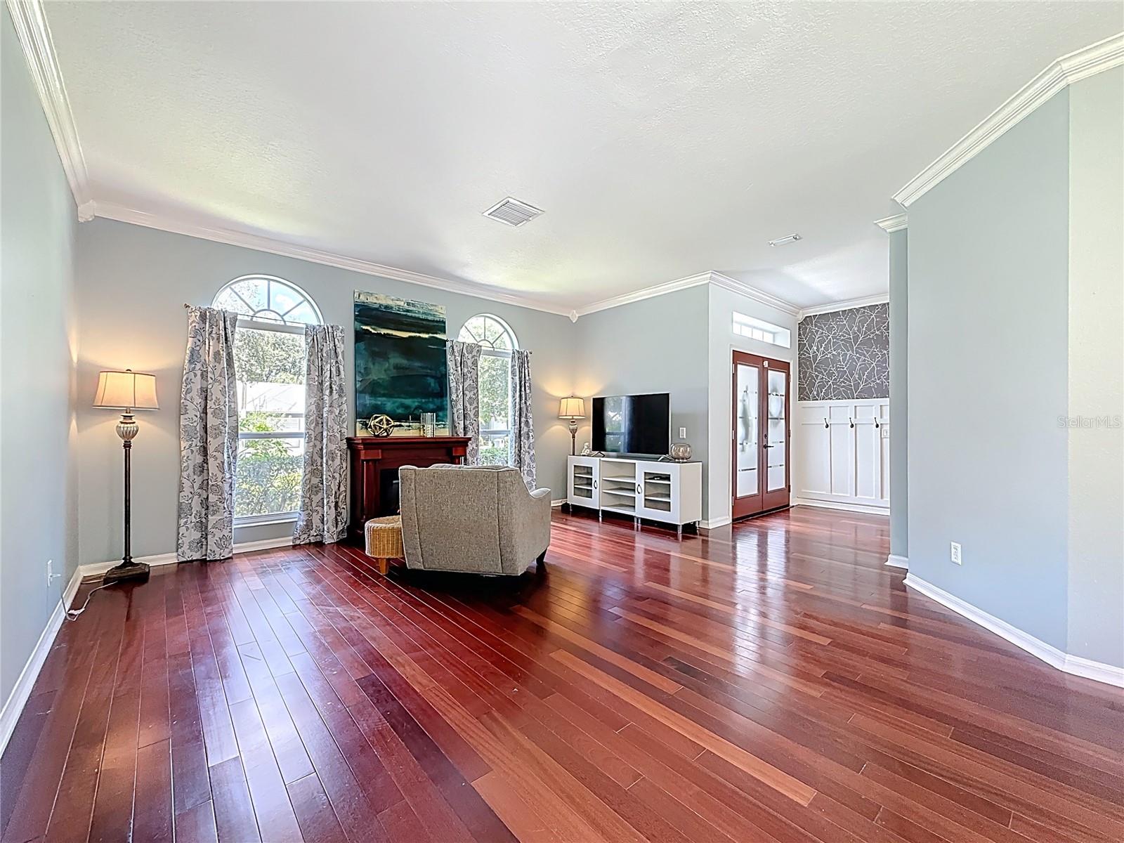 Image 13 of 71 For 2117 Golf Manor Boulevard