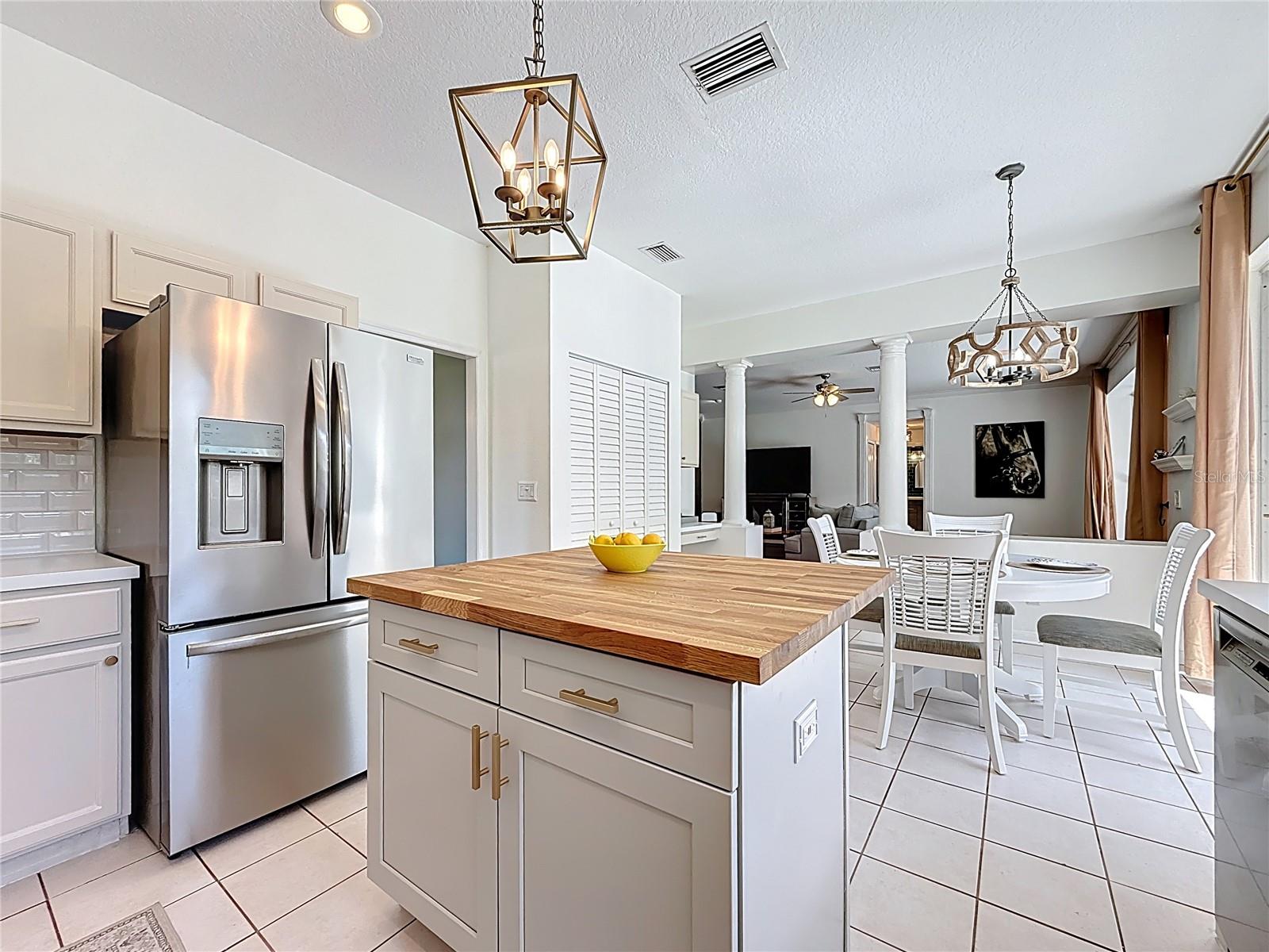 Image 21 of 71 For 2117 Golf Manor Boulevard