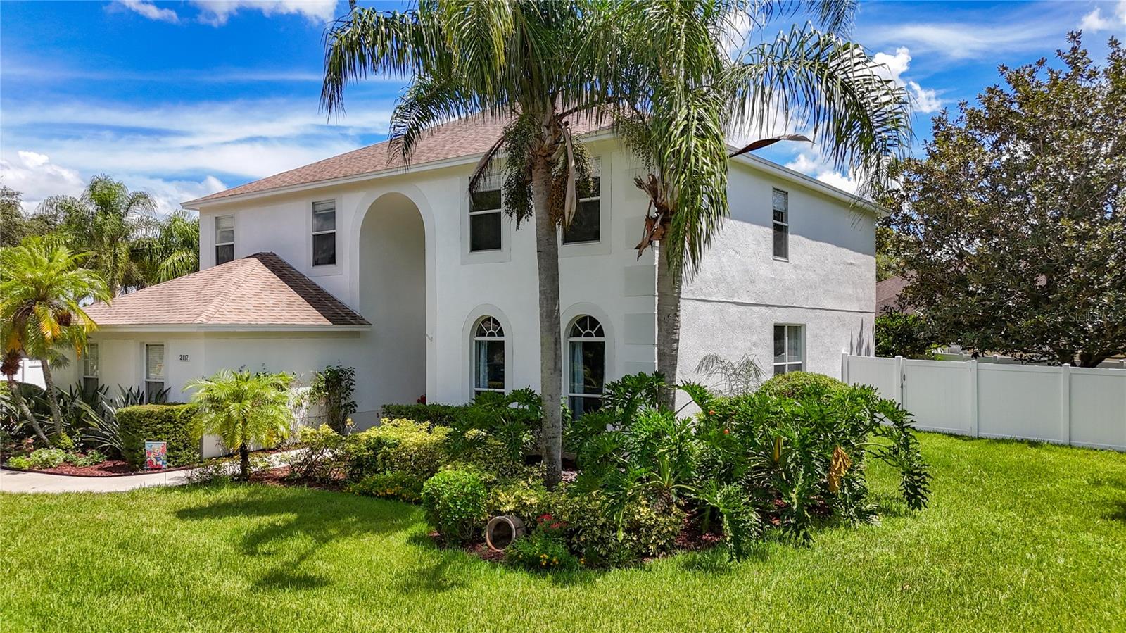 Image 3 of 71 For 2117 Golf Manor Boulevard