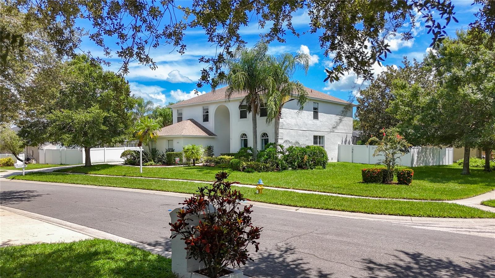 Image 8 of 71 For 2117 Golf Manor Boulevard