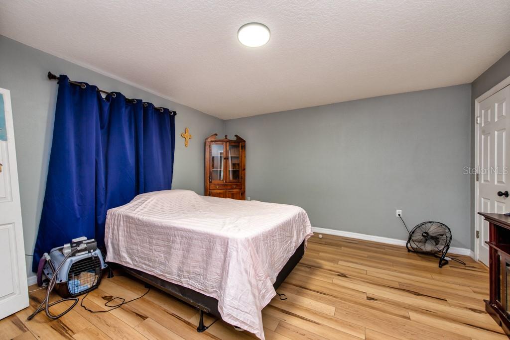 Image 10 of 27 For 15741 Rhodes Road