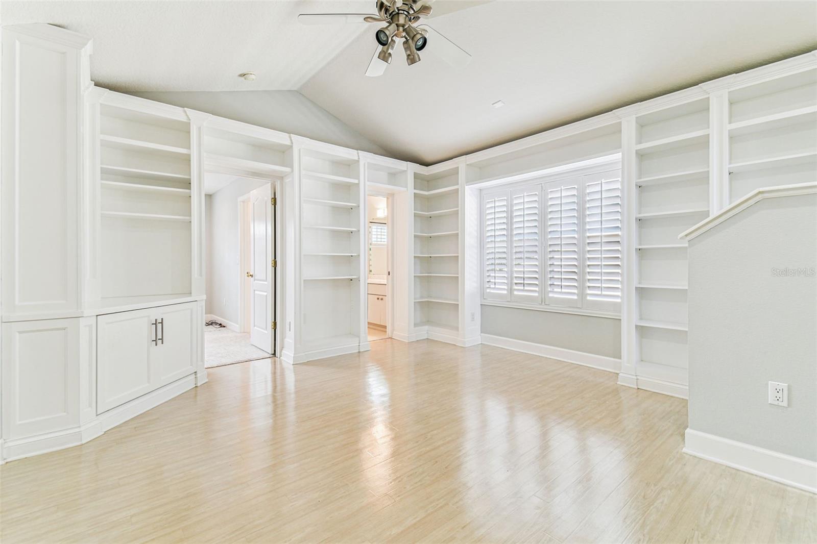 Image 14 of 68 For 4709 Corsage Drive