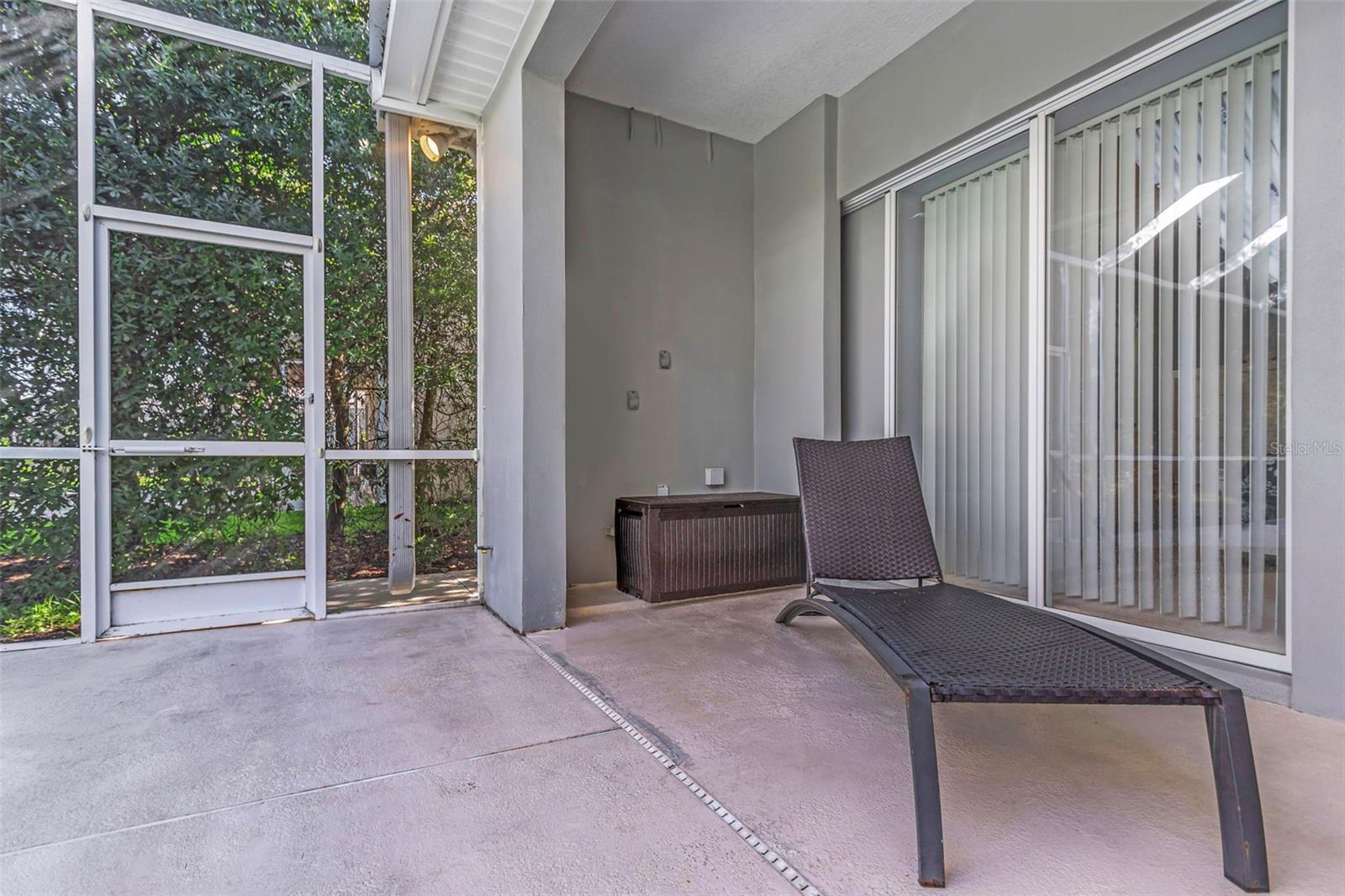 Listing photo id 12 for 17818 Hickory Moss Place